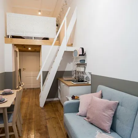 Momo Studio 25 Apartman *