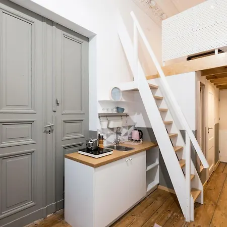 Momo Studio 25 Apartman *