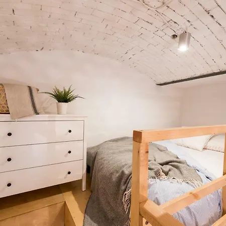 Apartman Momo Studio 25 *
